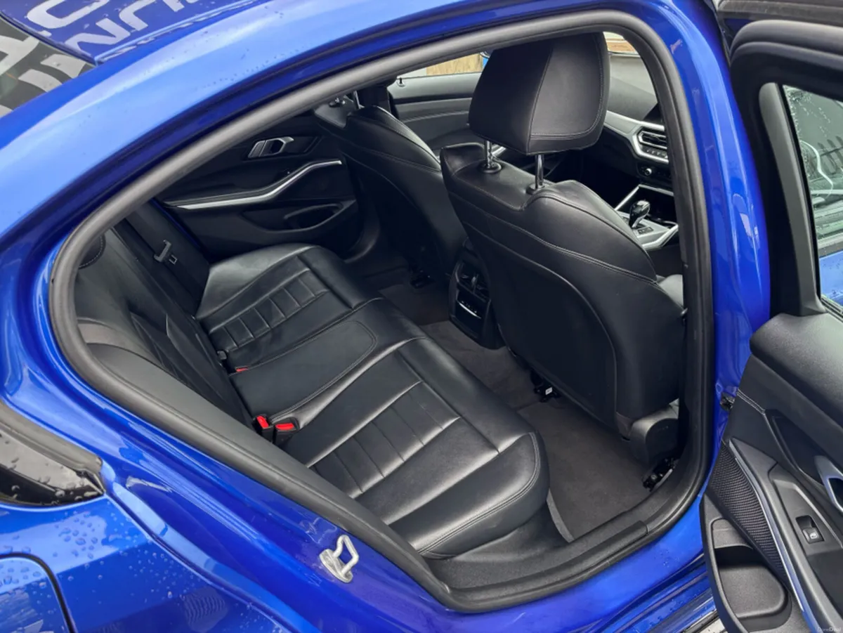 BMW 3-Series BMW 330e individual M-sport plug in h - Image 5