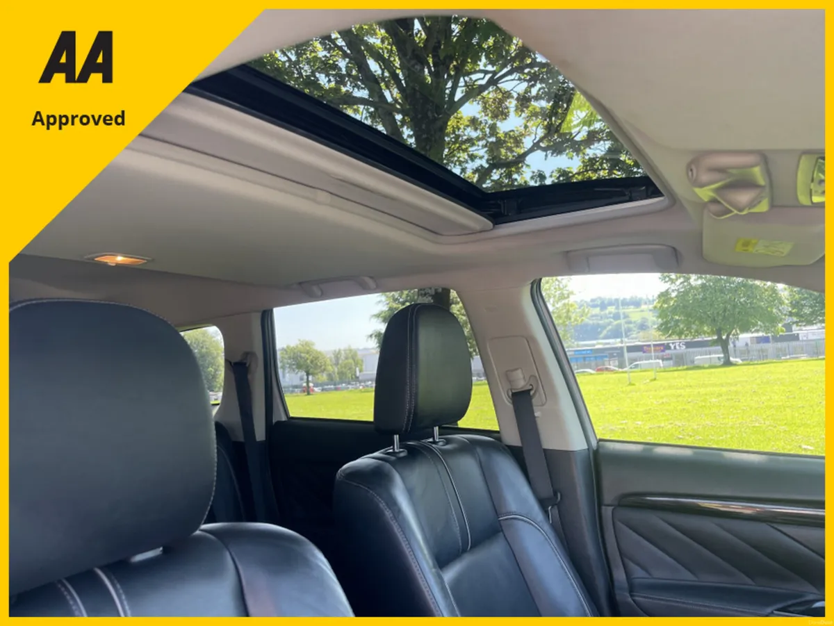 Mitsubishi Outlander 2.0 GX4H PHEV 200BHP 5DR AUTO - Image 2