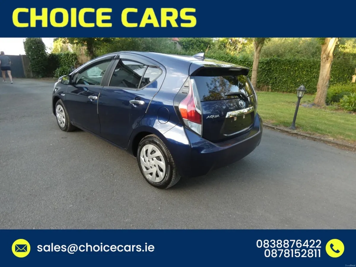 Toyota Aqua 1.5 AUTO HYBRID - Image 4