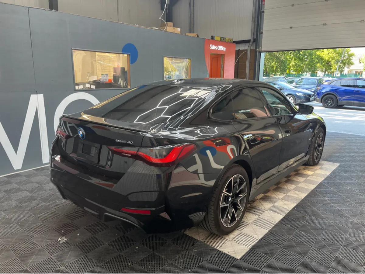 BMW i4 2025 BMW i4 EDRIVE40 M-SPORT AUTOMATIC / CR - Image 2