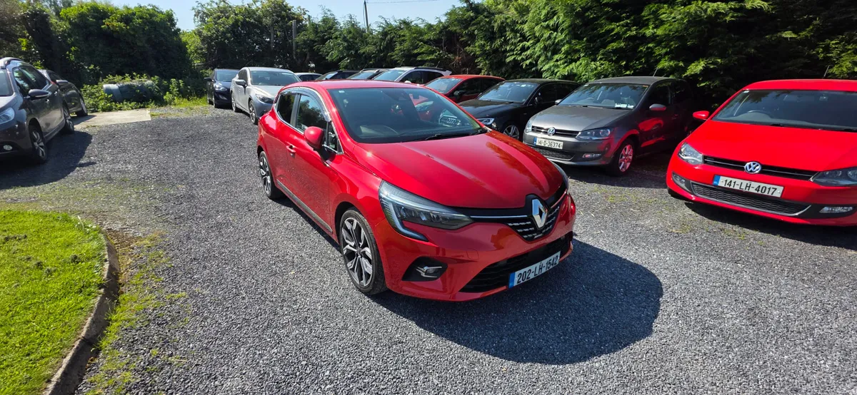 Renault Clio 202 reg 1.3 auto - Image 1