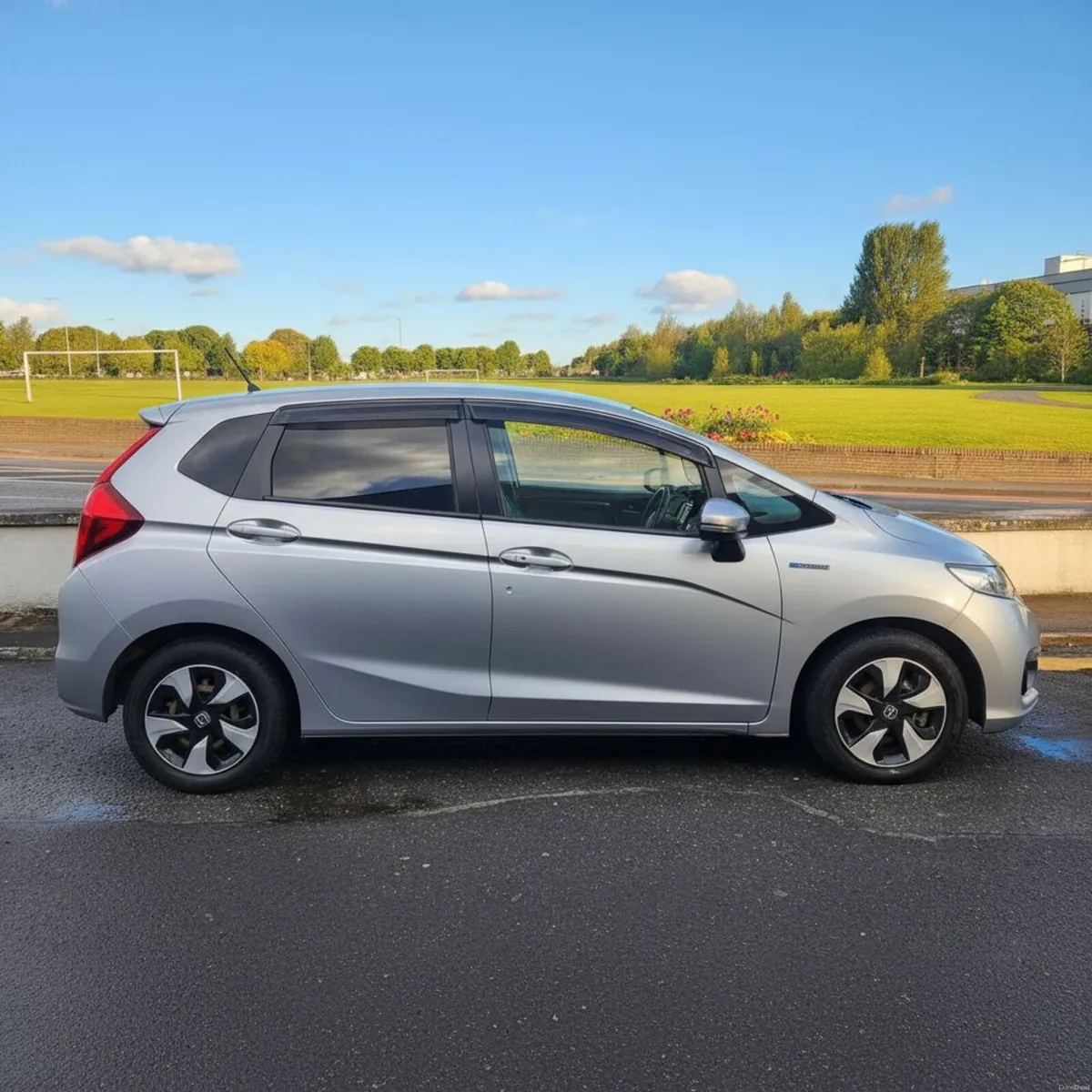 Honda Fit 2017, Petrol Automatic, Hybrid. - Image 2