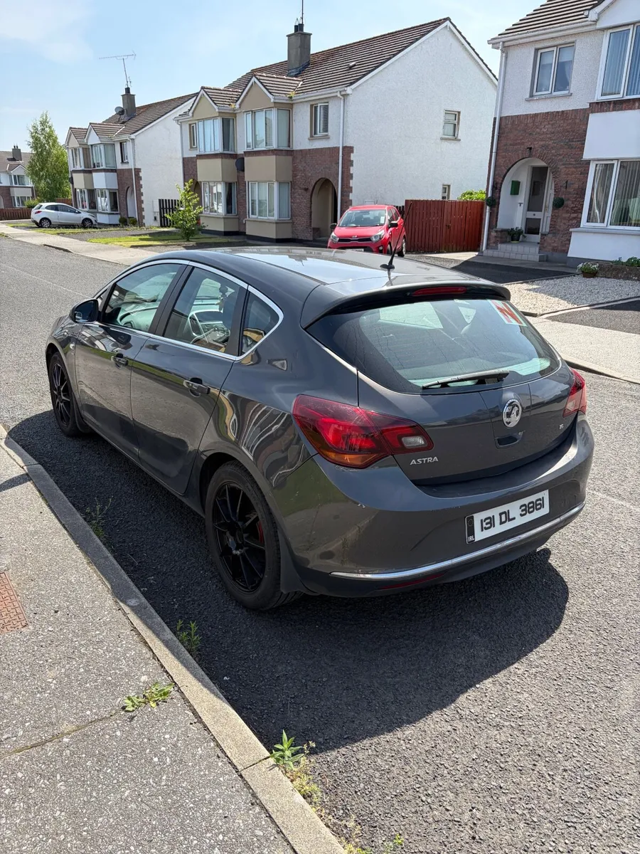 Vauxhall Astra SRI   1.6 petrol - Image 3
