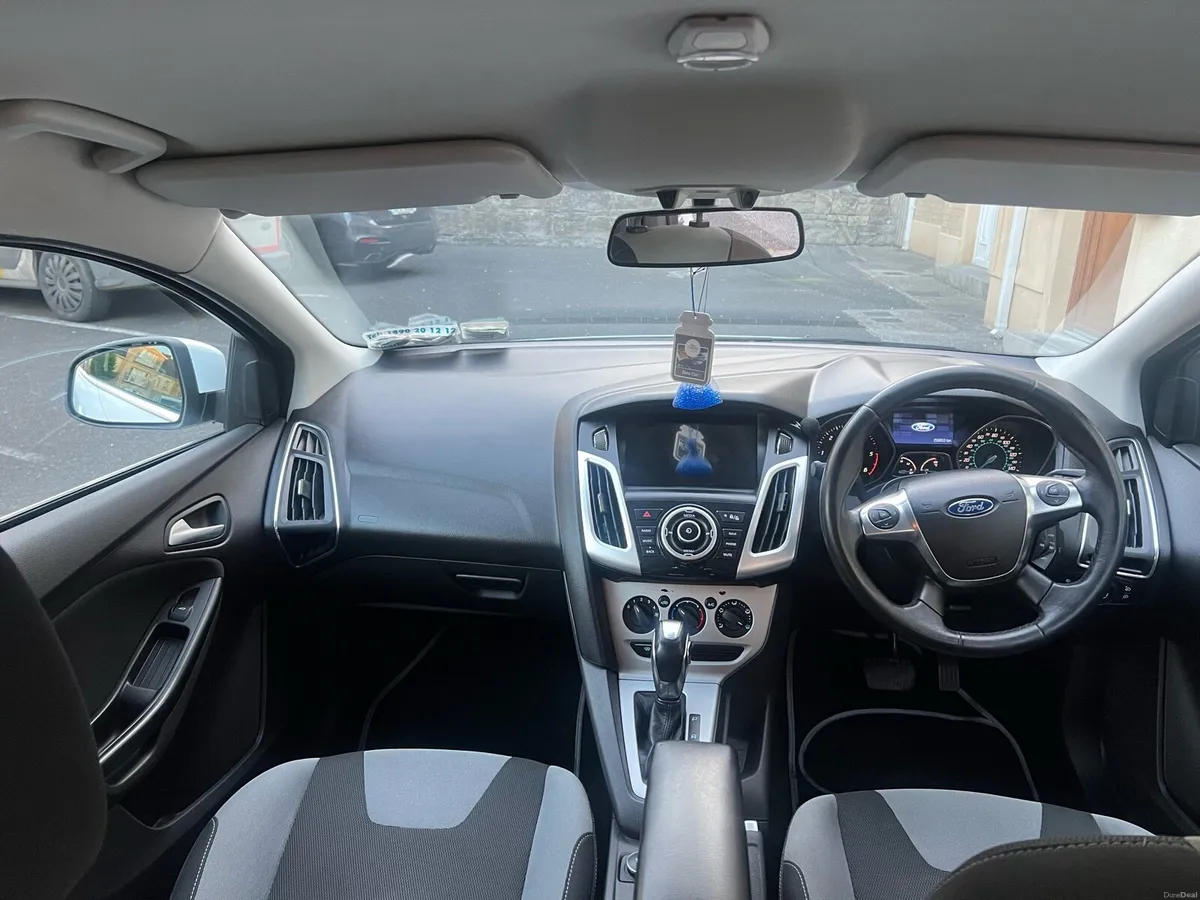 Car - Image 4