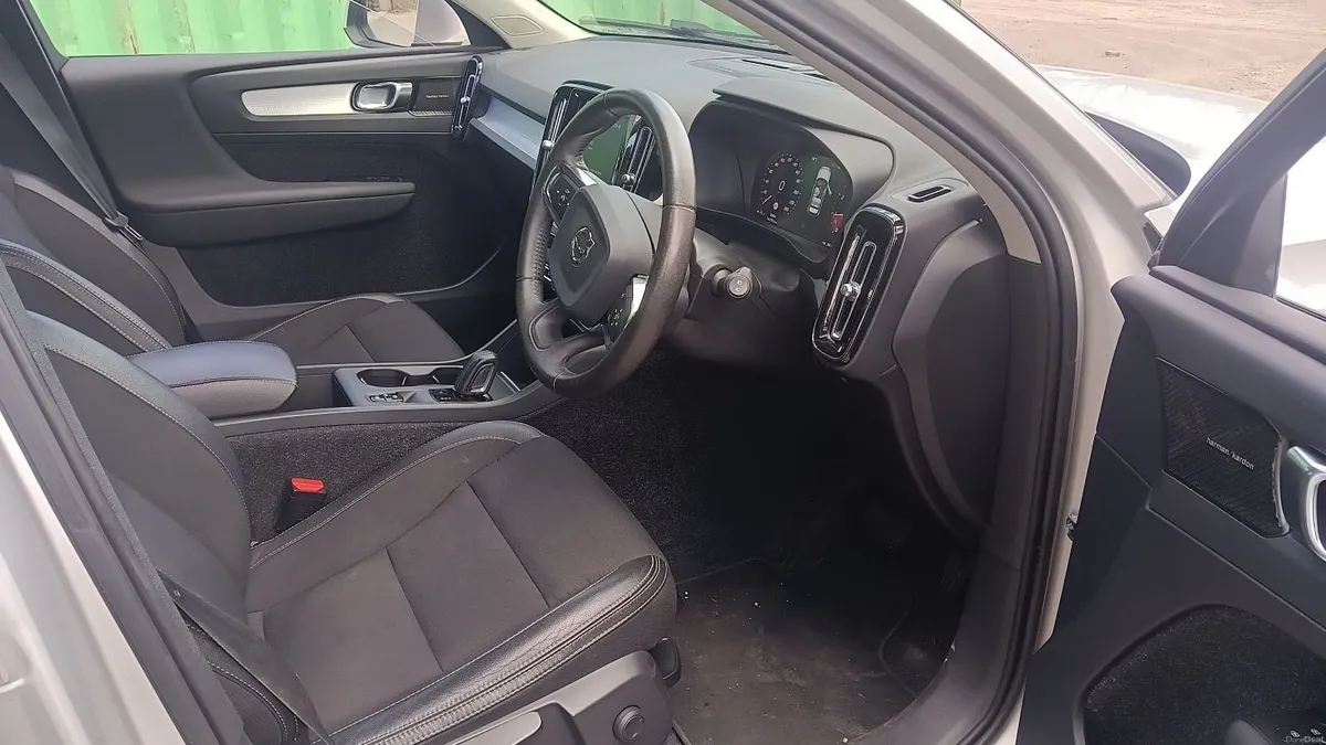 Volvo XC40 2019 - Image 3