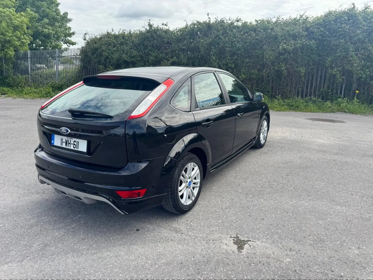 Ford Focus 2011 - Image 4