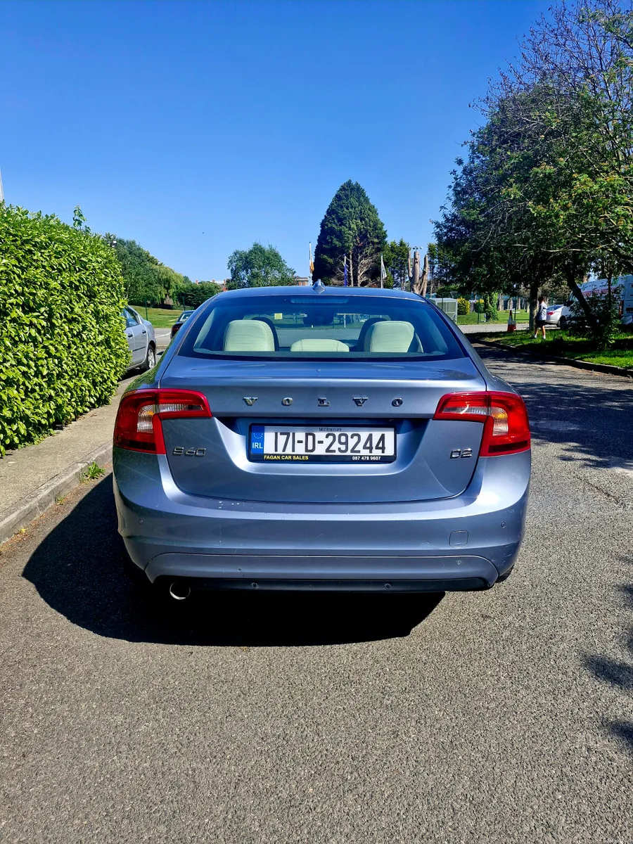 Volvo S60 2017 - Image 3