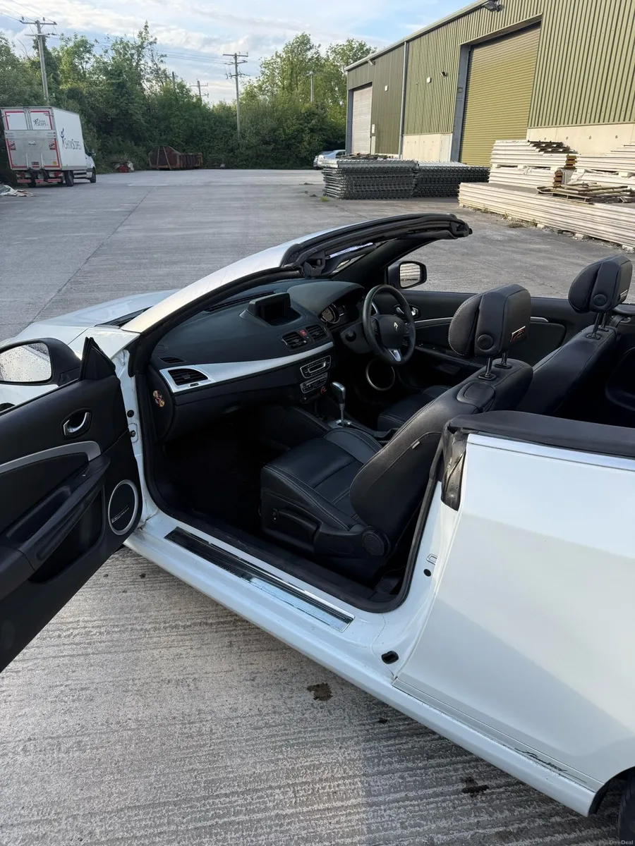 Renault Megane cabrio 1.5dci low mileage - Image 2