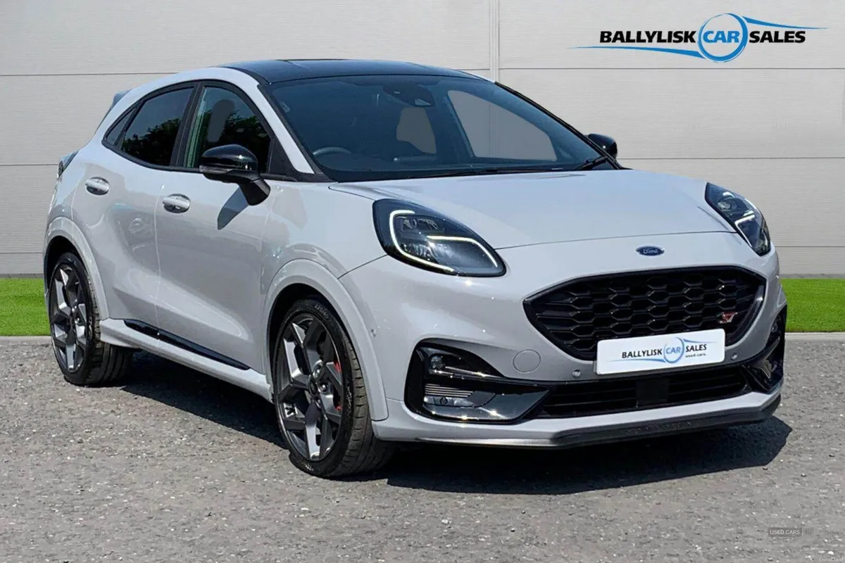 Ford Puma 1.0T 170PS ST Hybrid Auto in Grey Matter - Image 1