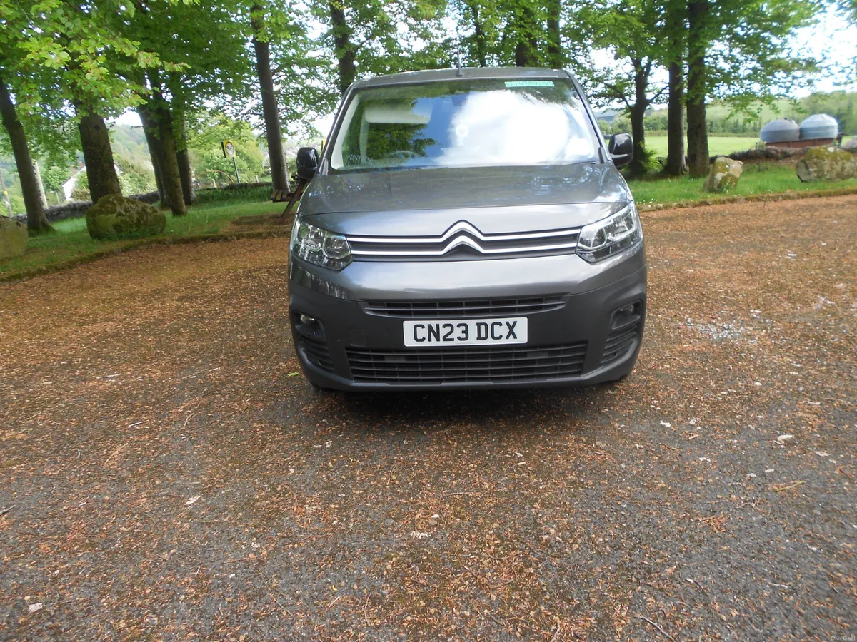 Citroen Berlingo 2023 - Image 2