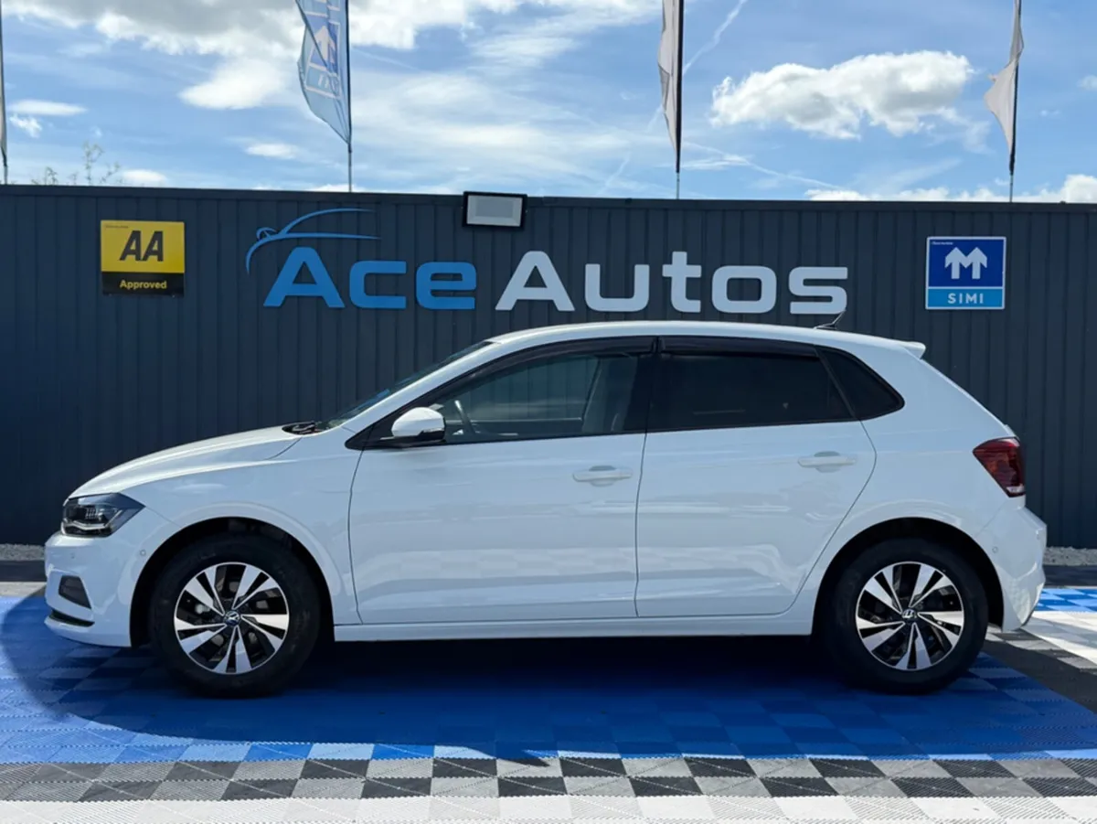 Volkswagen Polo HIGHLINE - 1.0L PETROL - AUTO - 12 - Image 4