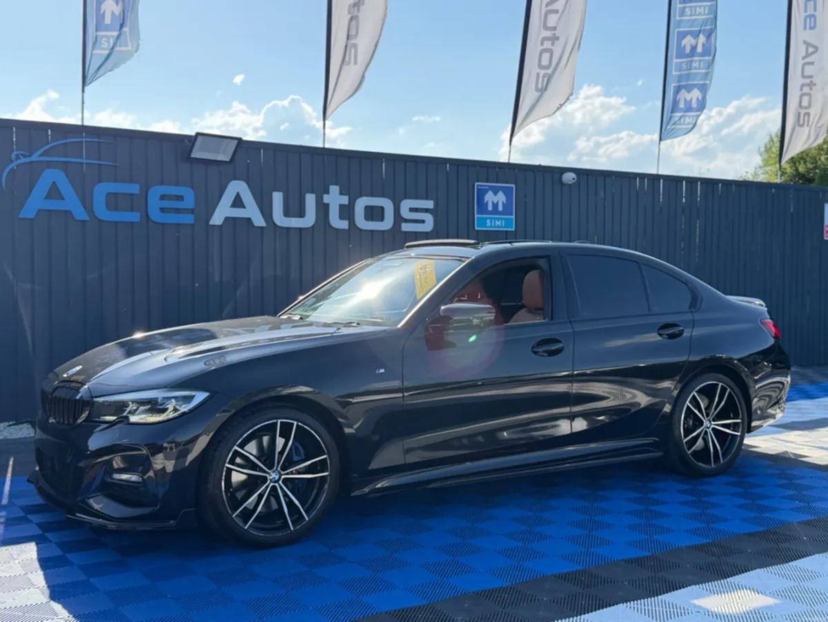 BMW 3-Series M-SPORT X-DRIVE **SUNROOF** - 2.0L DI - Image 3