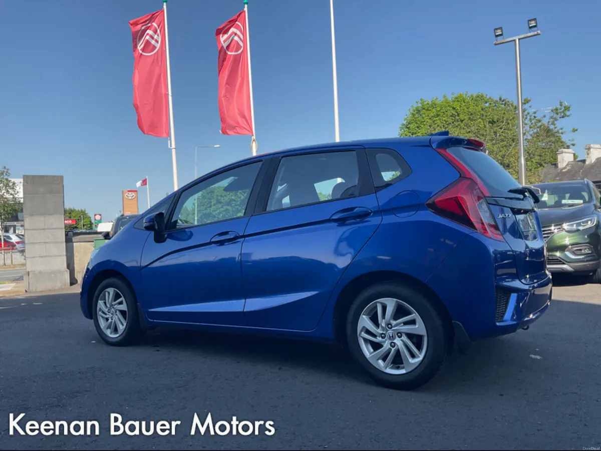 Honda Jazz 1.3 I VTEC ES 5DR - Image 4