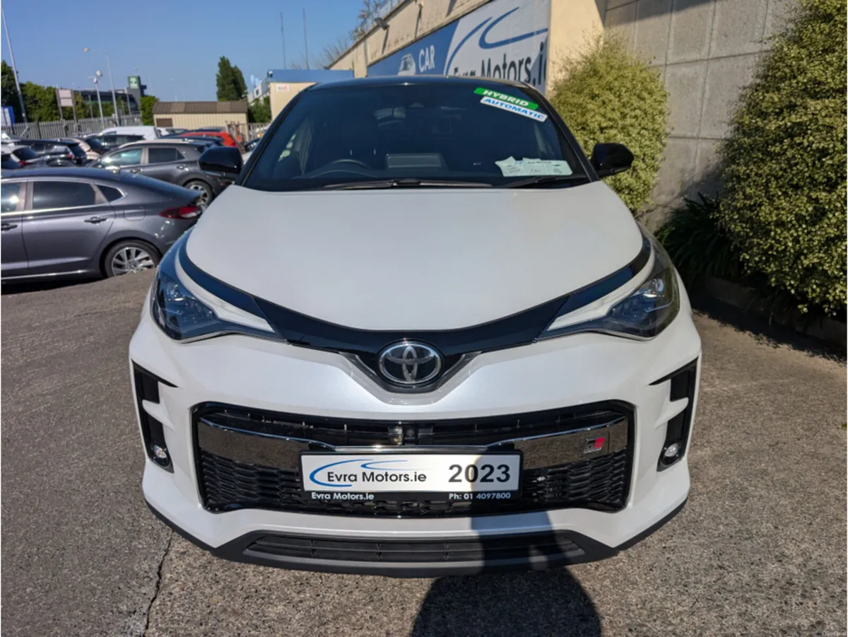 Toyota C-HR GR SPORT AUTOMATIC HYBRID 1.8 PETROL / - Image 2