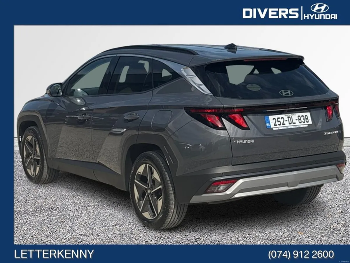 Hyundai Tucson Executive 1.6 Diesel - Image 2