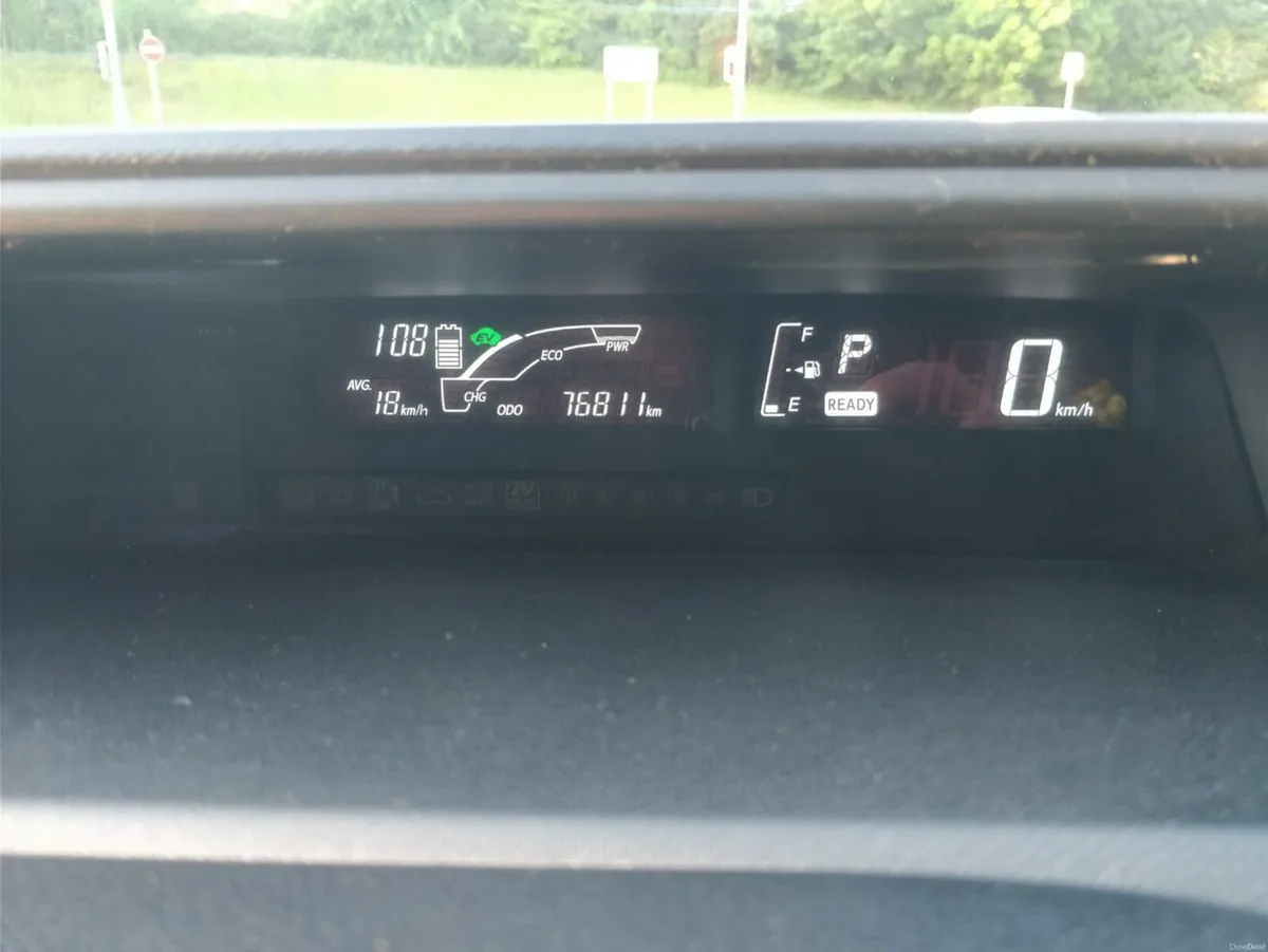 Toyota Aqua 2016 Low Mileage Auto Hybrid - Image 4