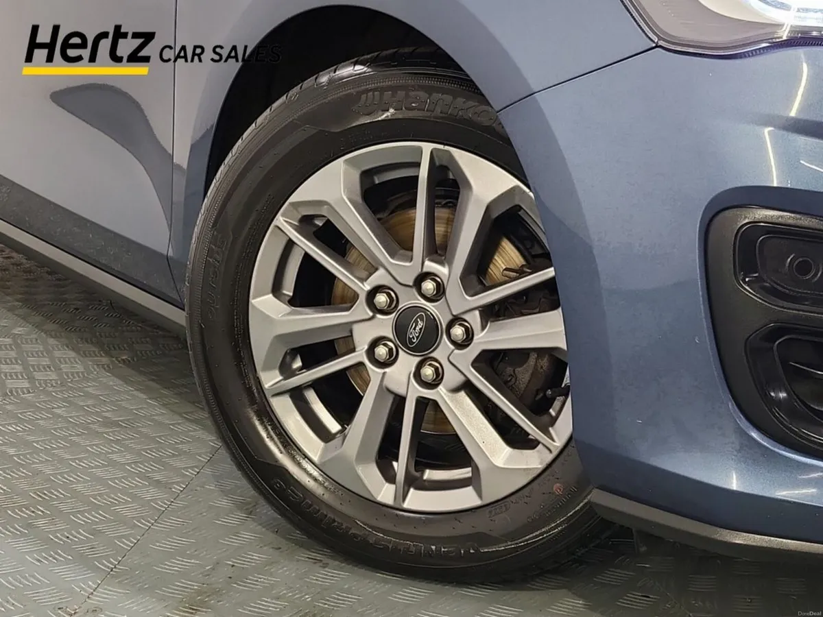 Ford Focus TITANIUM Petrol Manual - Image 6