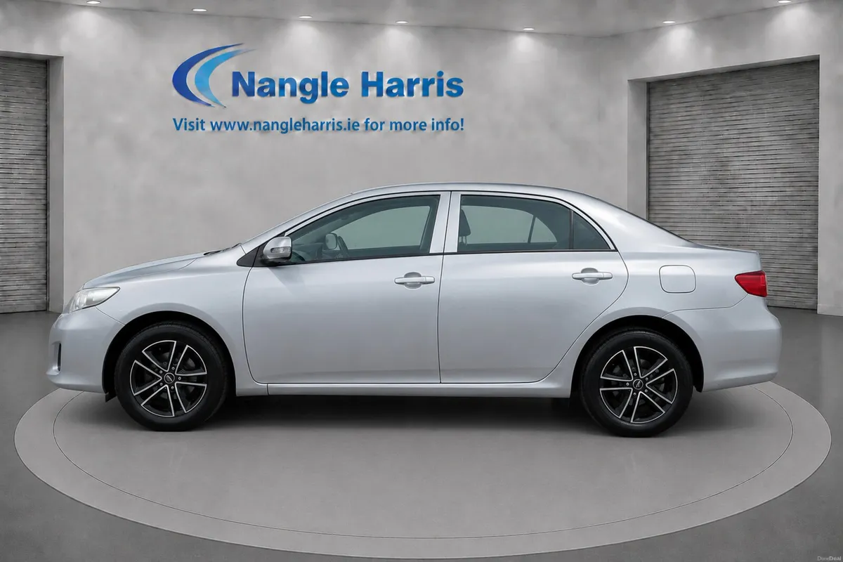 Toyota Corolla 2012 - Image 2