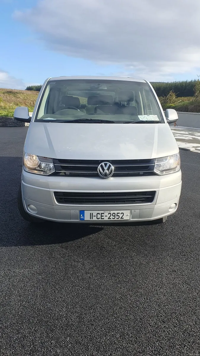 Volkswagen Transporter 2011 (Passanger 9 seater) - Image 3