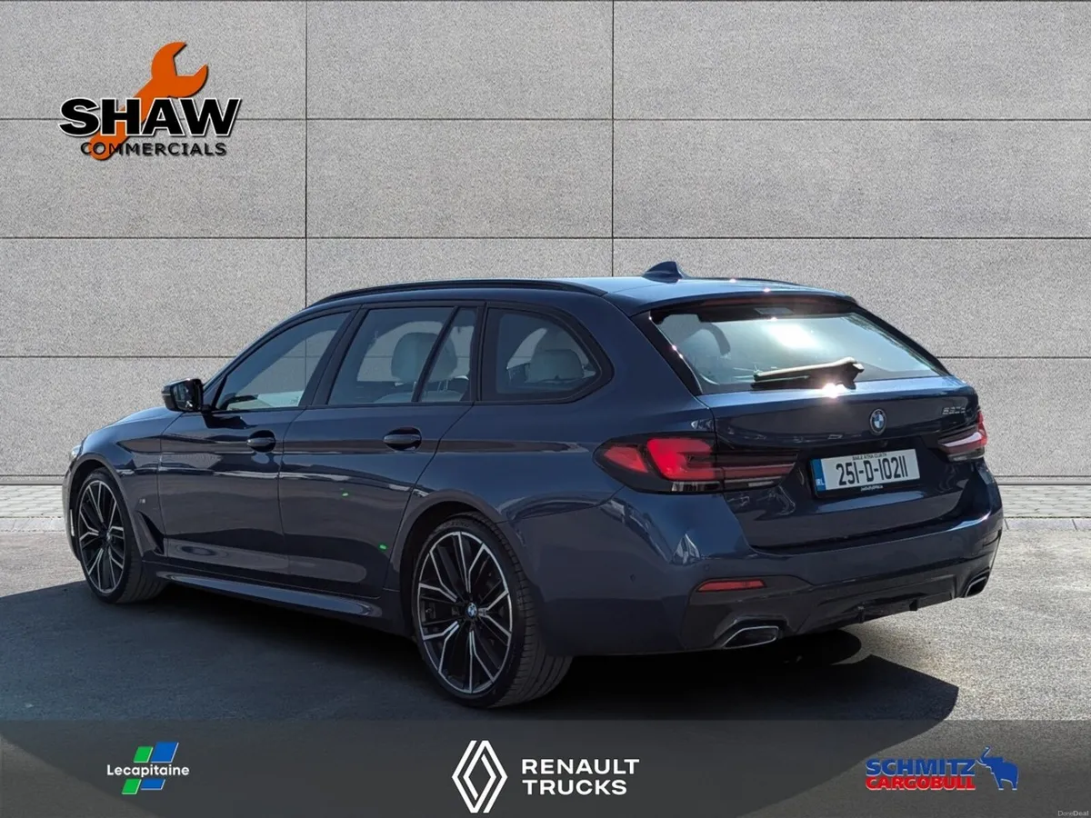 251 BMW 520d Msport Estate Tourer - Image 4
