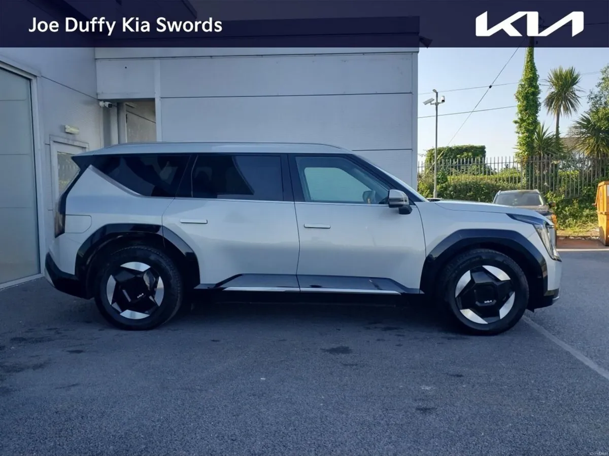 Kia EV9 Earth RWD - Image 5