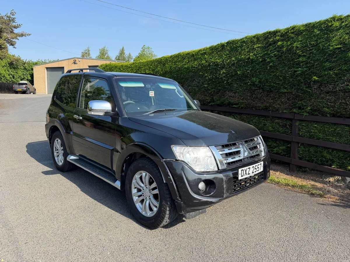 2012 Mitsubishi Shogun 3.2 DID Auto - Ex Farm - Image 1