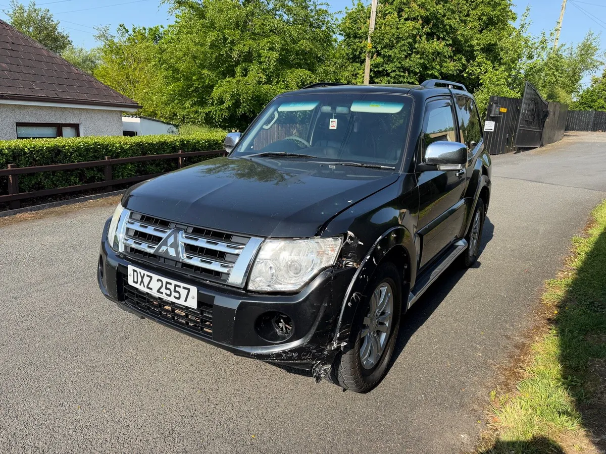 2012 Mitsubishi Shogun 3.2 DID Auto - Ex Farm - Image 3