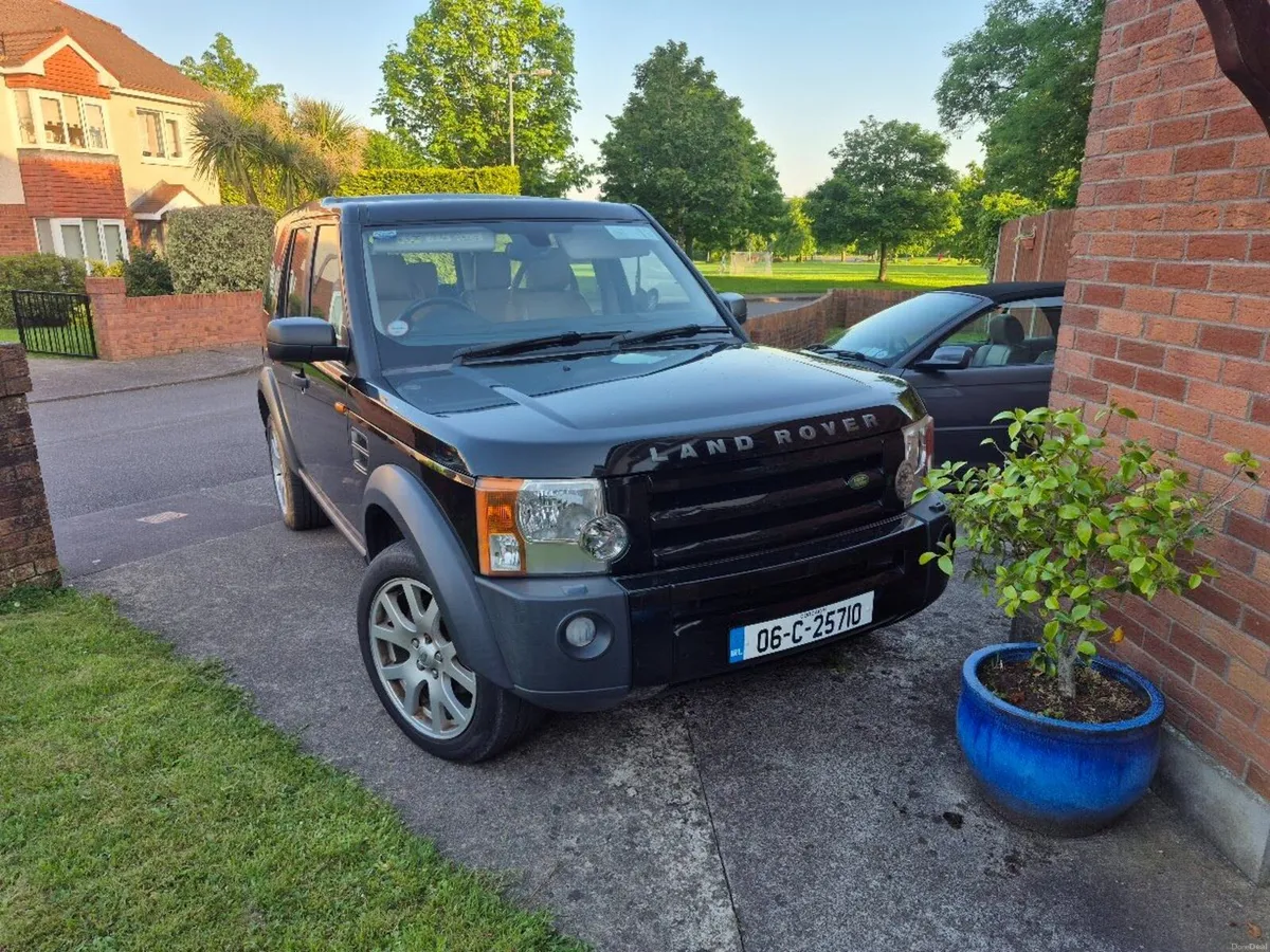 Land Rover Discovery 2006 - Image 1