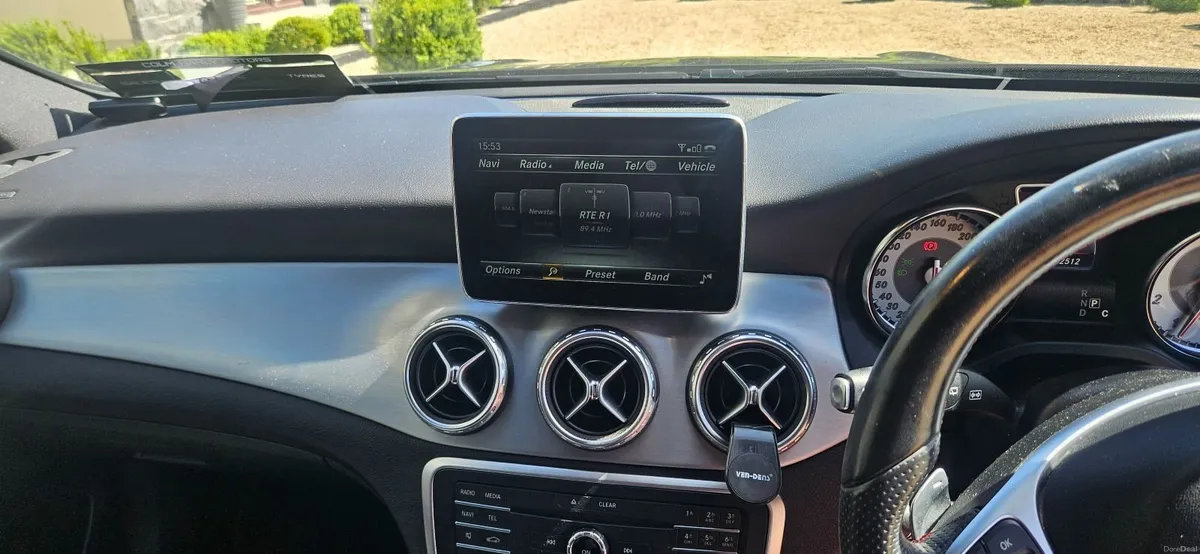 Mercedes-Benz GLA 2016 - Image 6