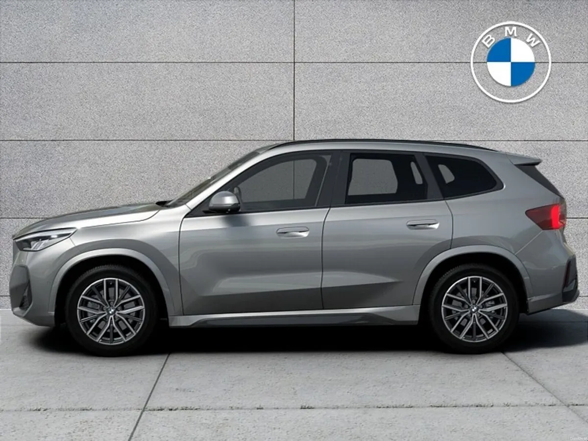 BMW iX1 iX1 eDrive20 M Sport - Image 2
