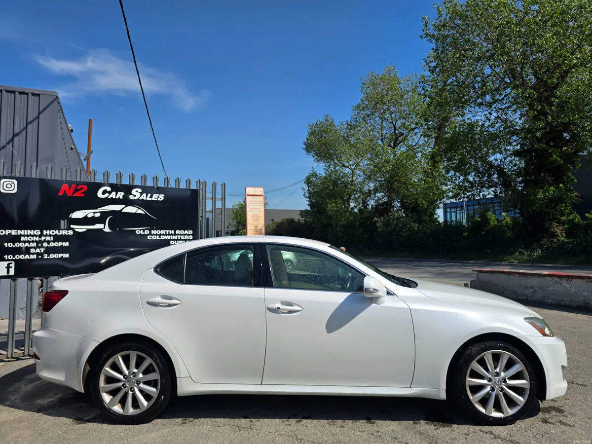 2010 Lexus IS 2.5 Petrol, VERY CLEAN - Image 3