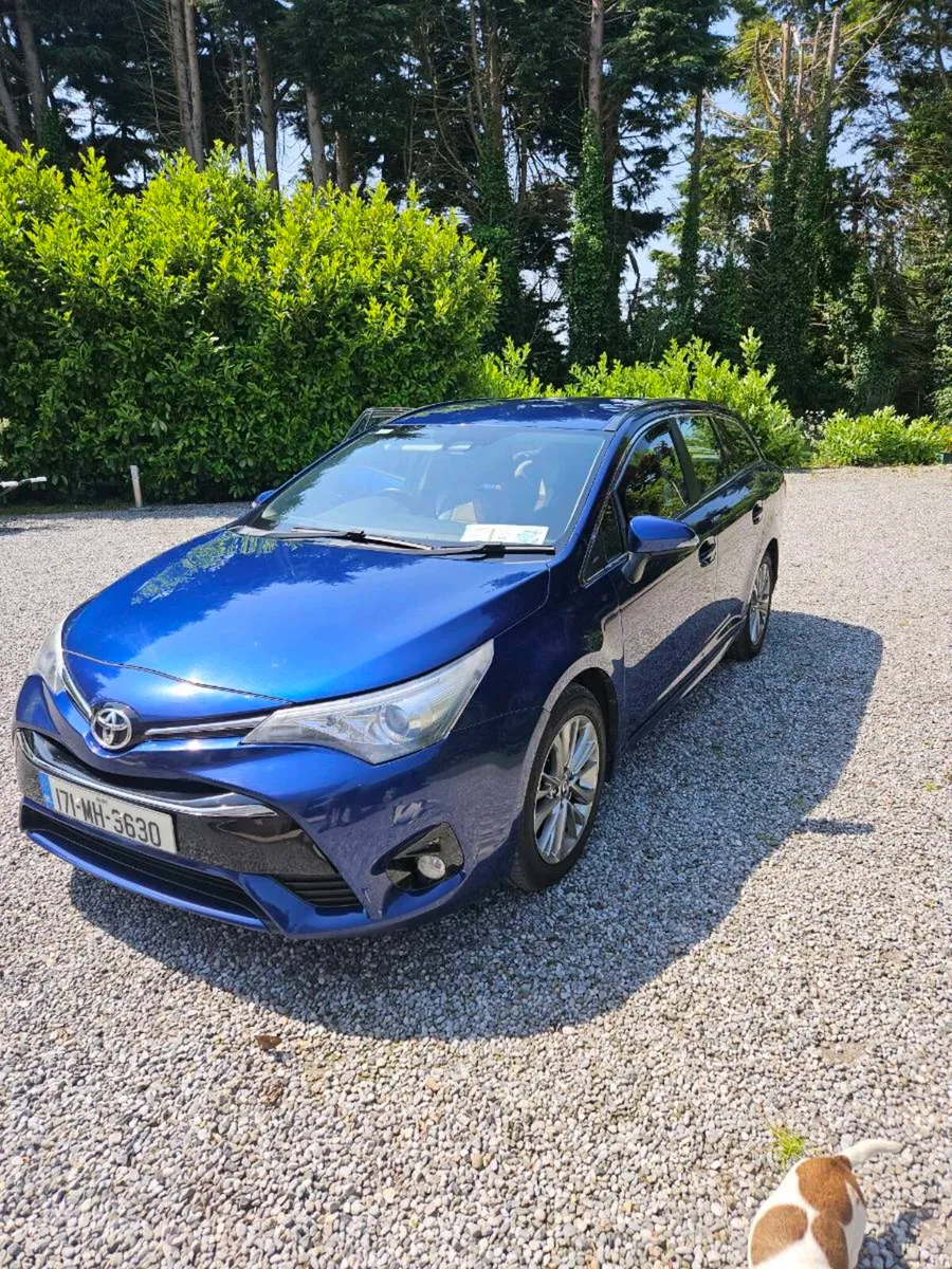 Toyota Avensis Estate 1.6 D-4D - Image 2