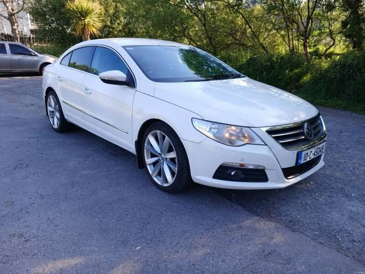 2010 Volkswagen Passat CC - Image 1