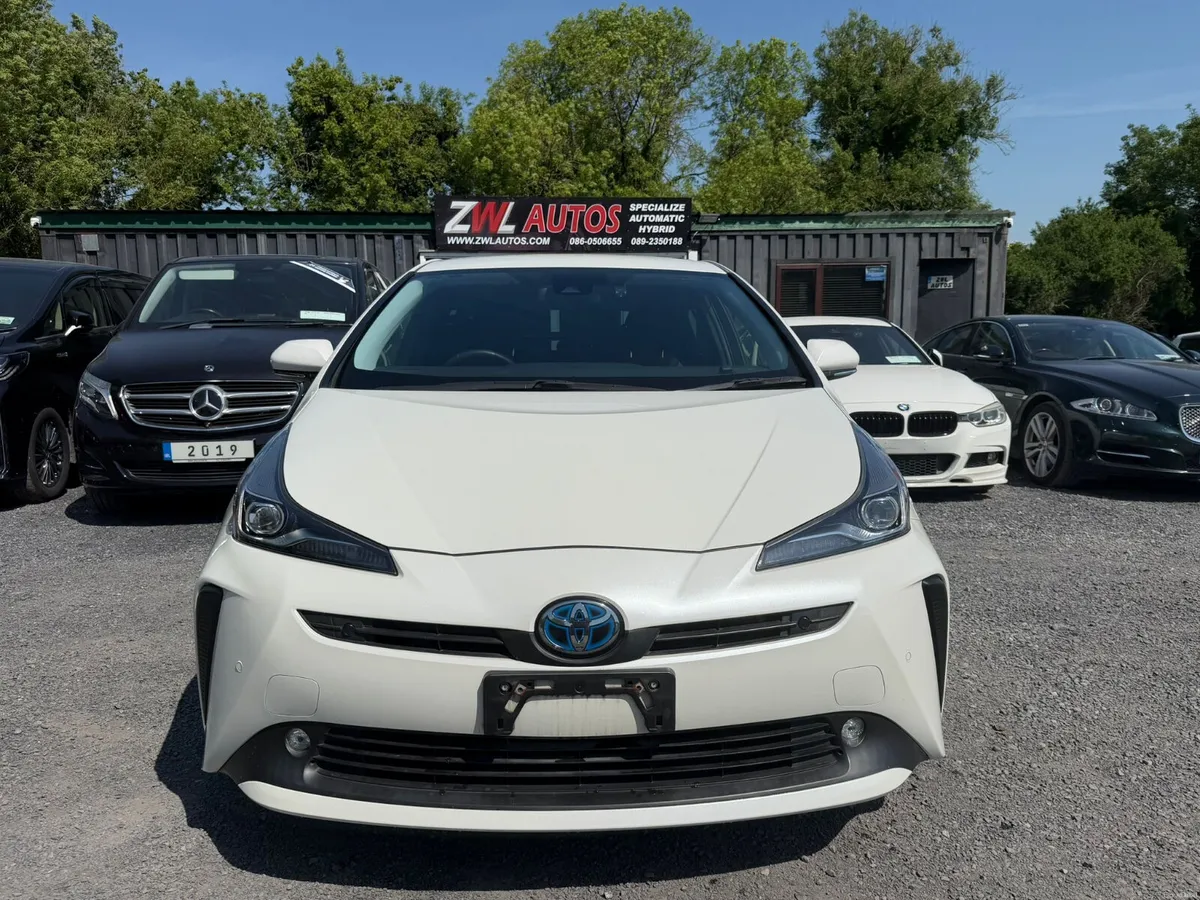 20 TOYOTA PRIUS HYBRID - Image 3