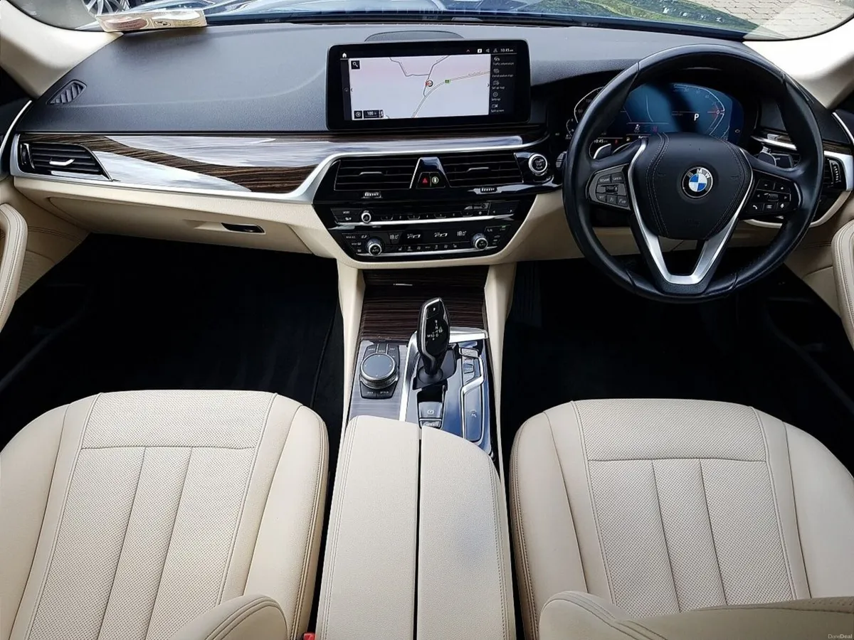 BMW 5-Series 520d SE - Image 4