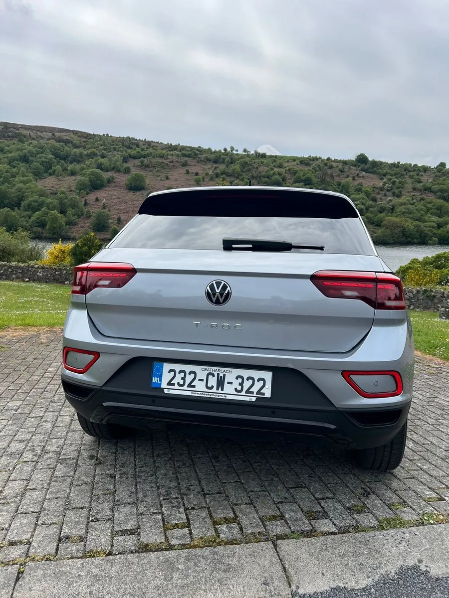 2023 Volkswagen T-Roc Life TSI 1.0 - Image 4