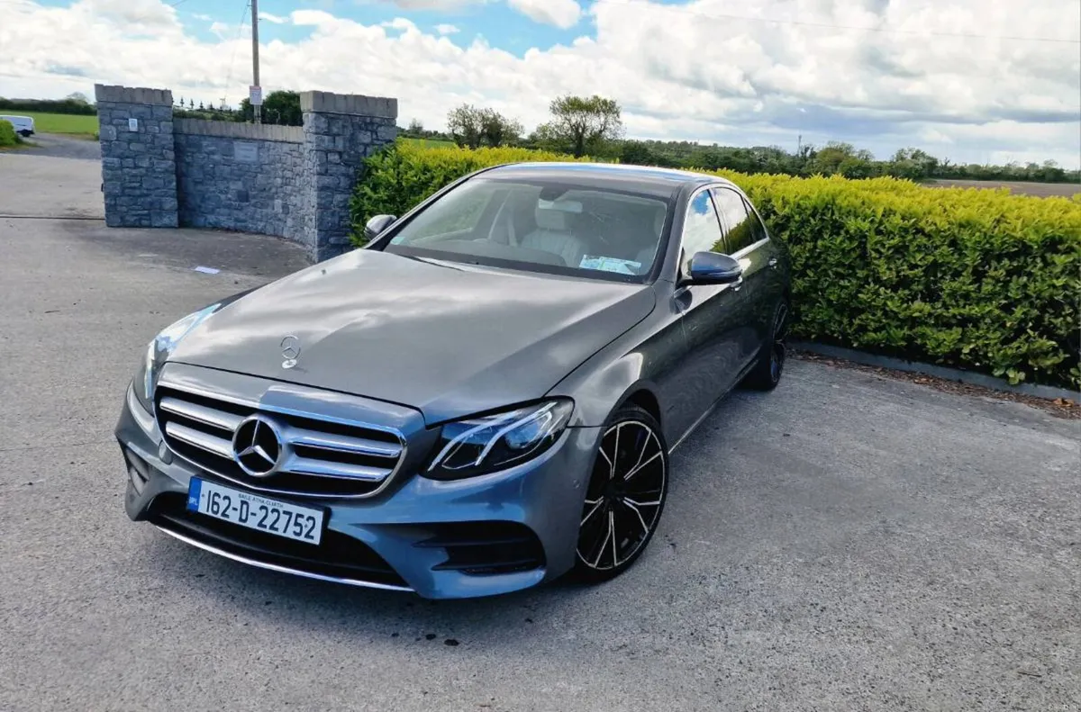 MERCEDES BENZ E CLASS E220 CDI AMG LINE €11500 - Image 2