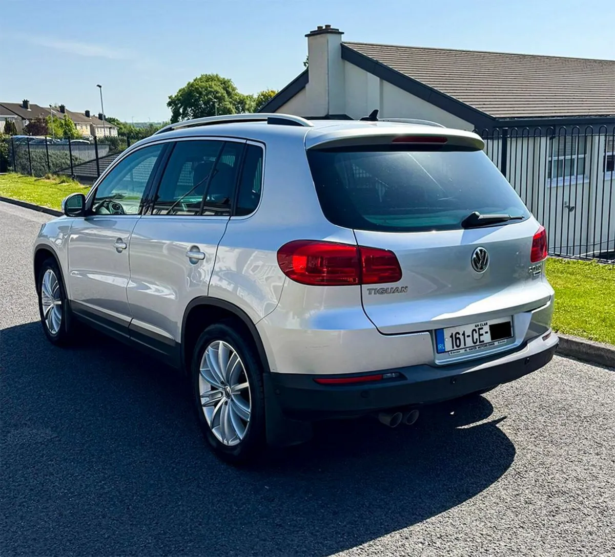2016 Volkswagen Tiguan 2.0 TDI Sport - Image 2