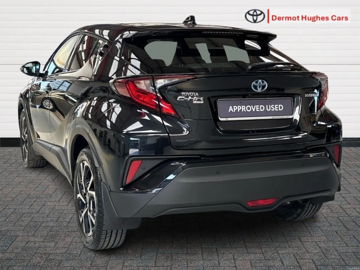 Toyota C-HR 1.8 HYBRID SPORT - Image 2