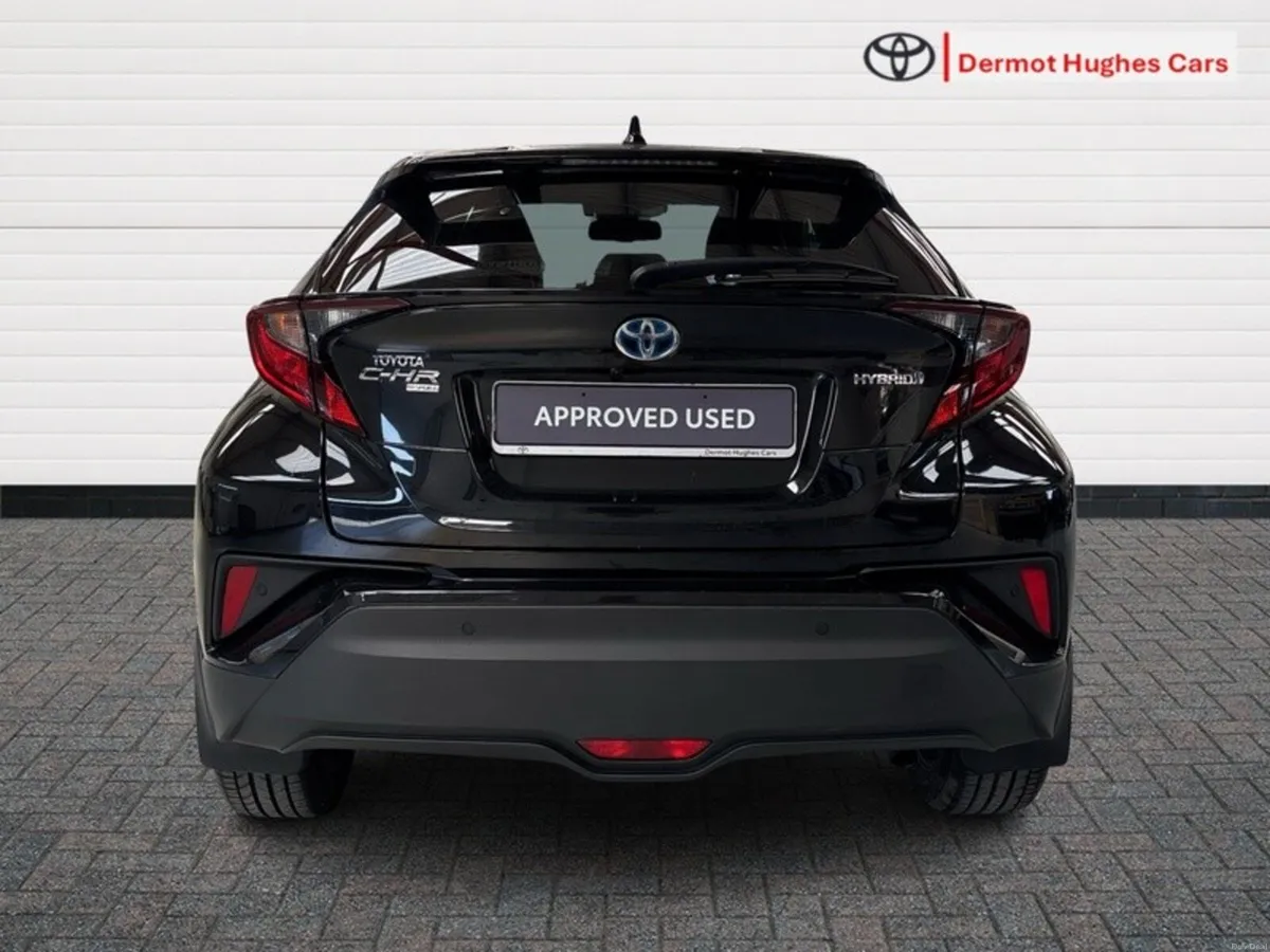 Toyota C-HR 1.8 HYBRID SPORT - Image 4