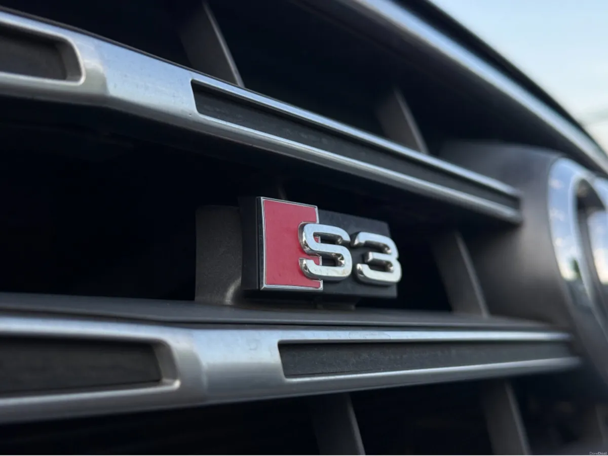 Audi S3 SALOON  LOW KLM  2.0 TFSI - FULLY LOADED R - Image 4