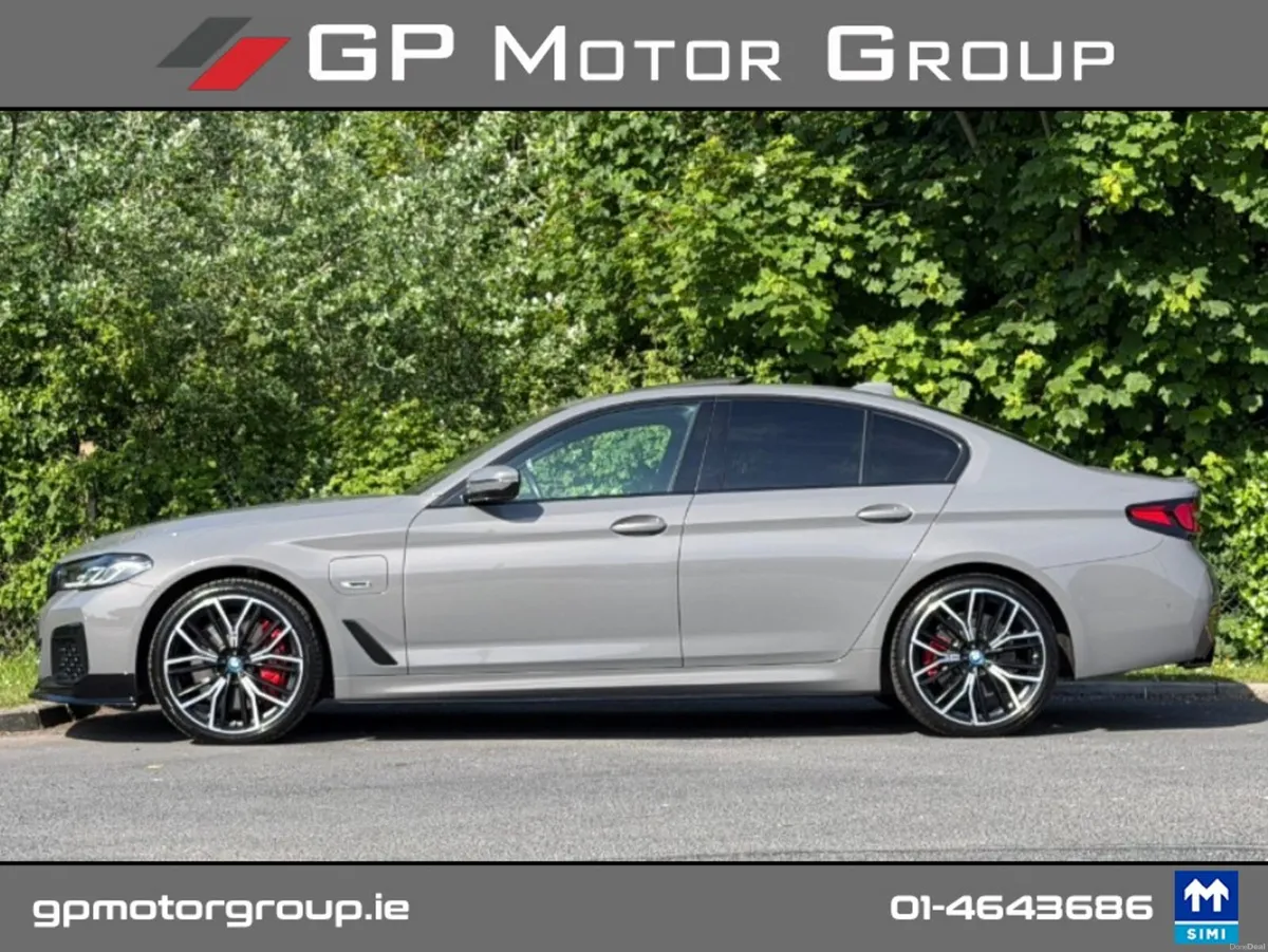 BMW 5-Series 545E XDRIVE M SPORT M PERFORMANCE *1 - Image 4