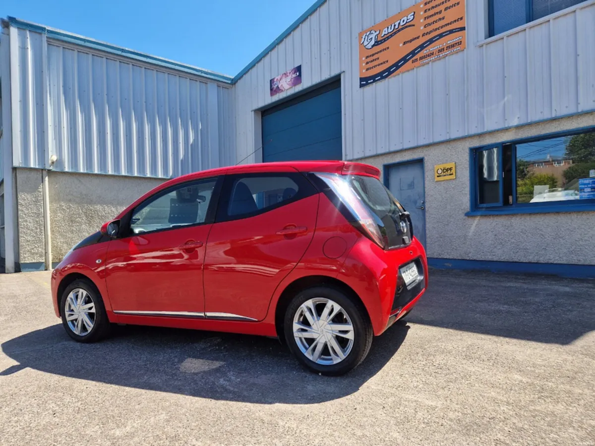 Toyota Aygo 1.0 X-PLAY+ 4DR - Image 1