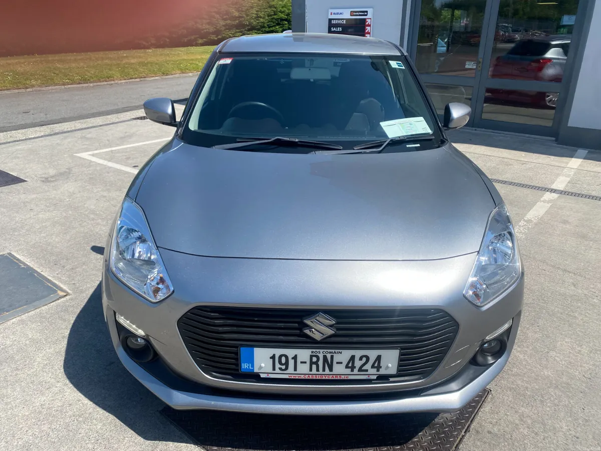 2019, Suzuki Swift, 1.0 Turbo - Image 2