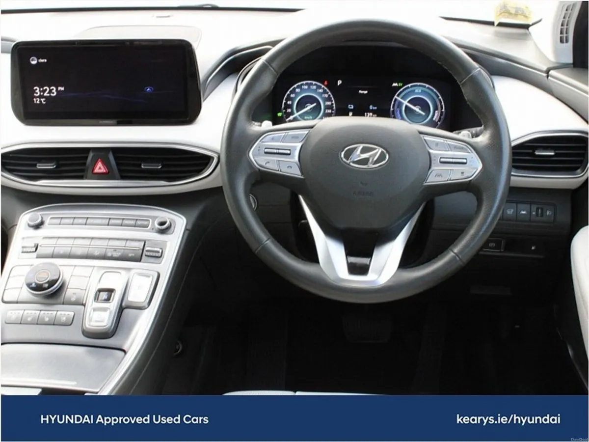 Hyundai Santa Fe 1.6 PHEV 4WD Premium Auto - Image 4