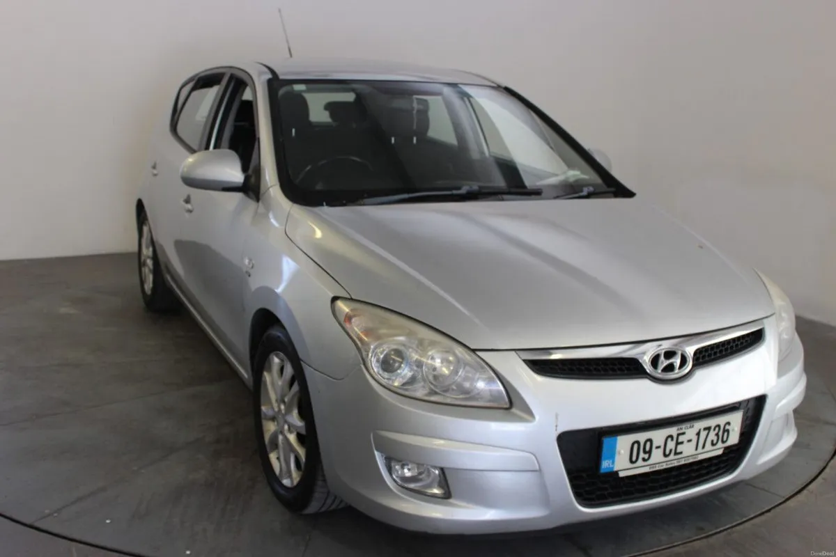 Hyundai i30 1.6 CRDi 90bhp Classic - Image 1