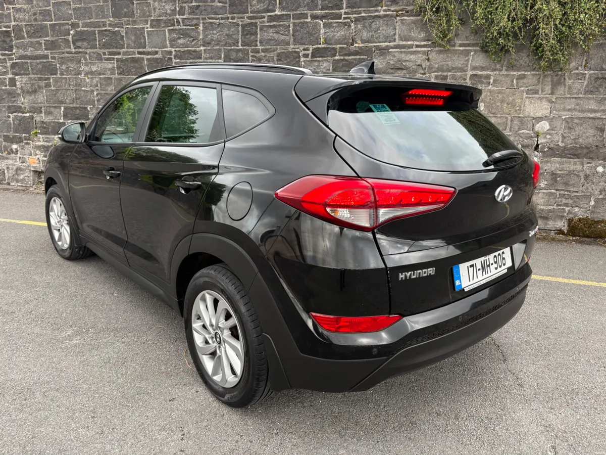 171 Hyundai Tucson Premium! Trade ins + warranty👍 - Image 2