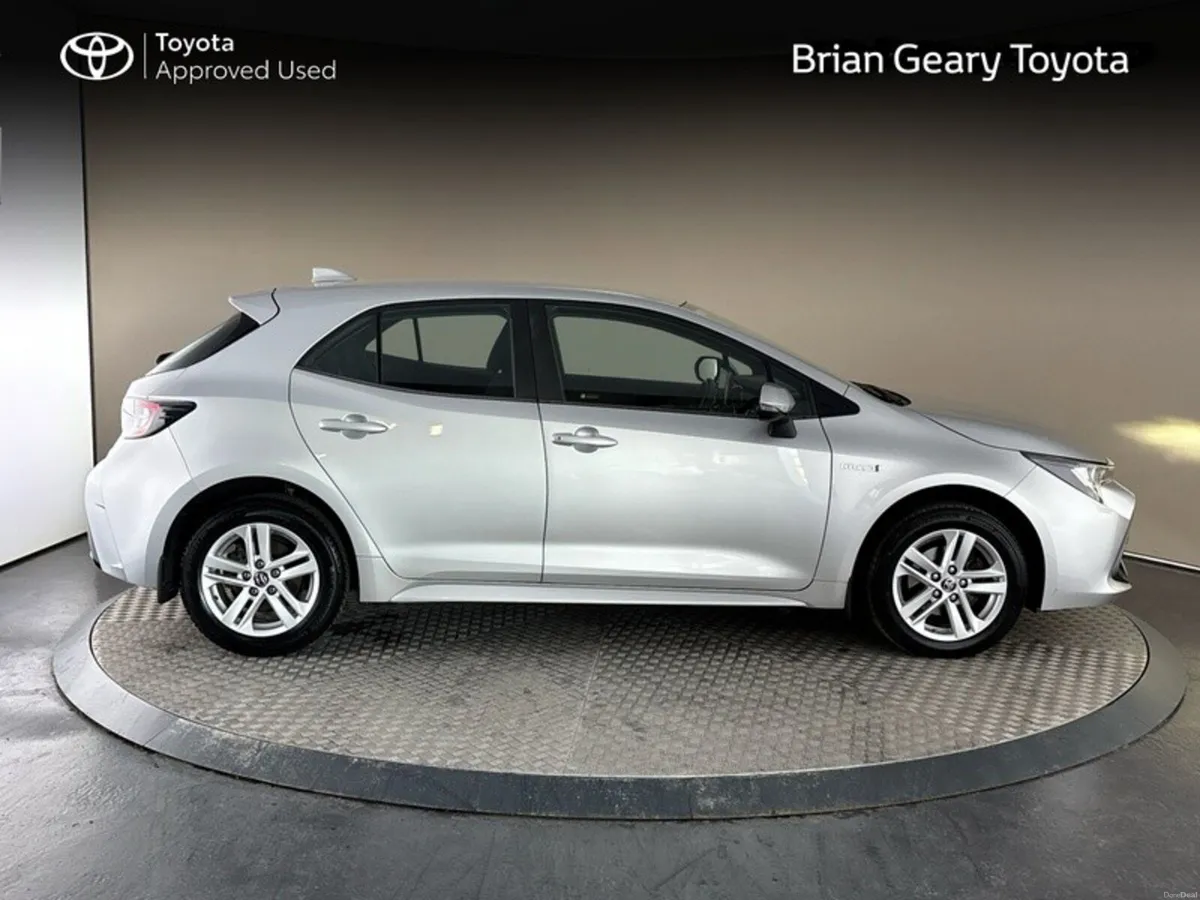 Toyota Corolla HYBRID LUNA H/B - Image 3
