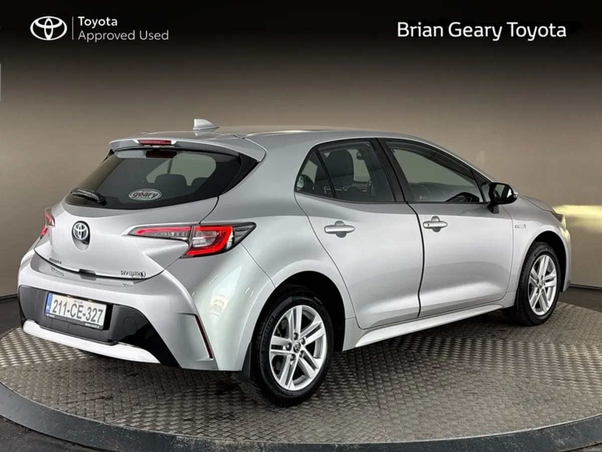 Toyota Corolla HYBRID LUNA H/B - Image 2