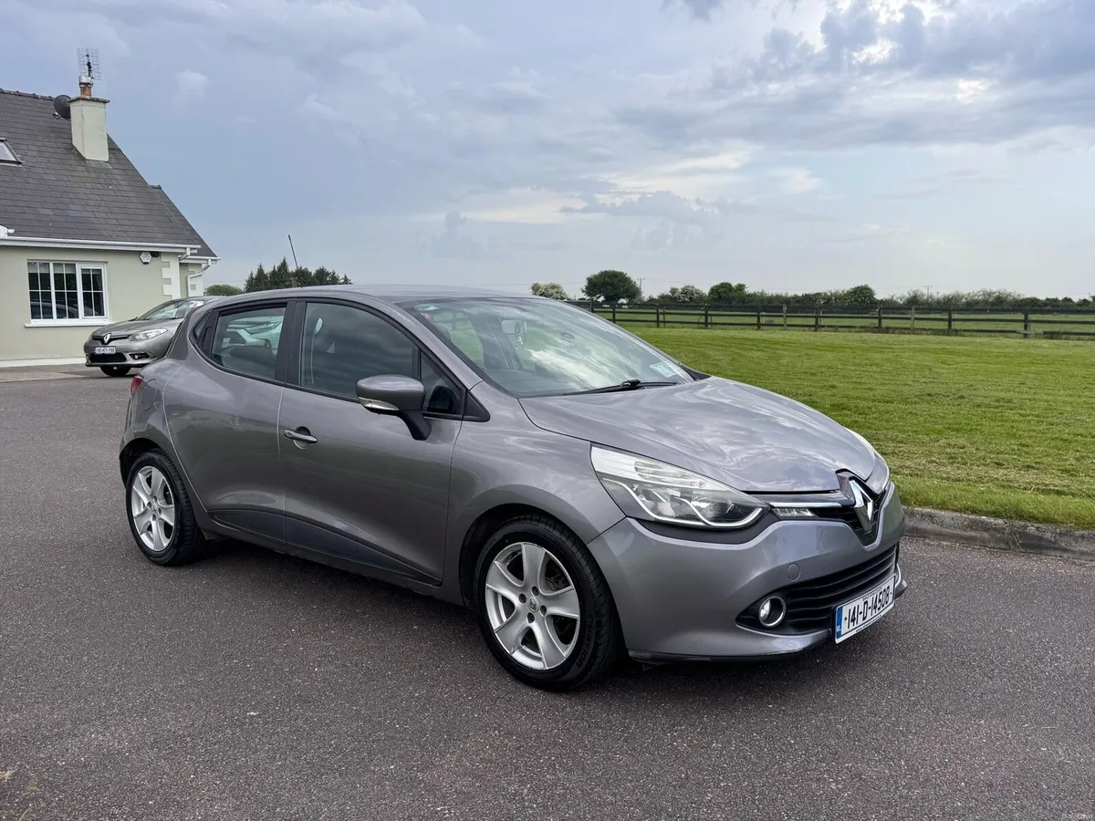 2014 RENAULT CLIO PETROL - Image 1